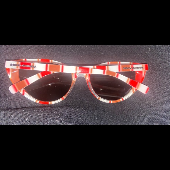 Kids Dolce & Gabbana cat eye sunglasses - Picture 2 of 6